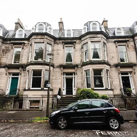 Entire, & Fully- Equipped Flat, West End Appartamento *