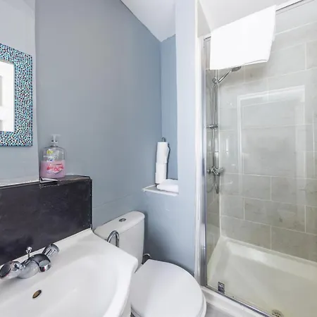 Warm&welcoming Centre By Meadows 9