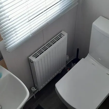 Belfry 2 - Luxury Spacious Family Caravan * Edimburgo