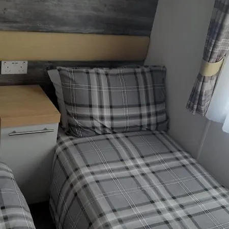 Belfry 2 - Luxury Spacious Family Caravan Campsite