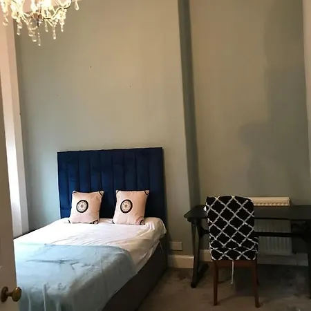 Grange Lone Entire With Two Double Beds *