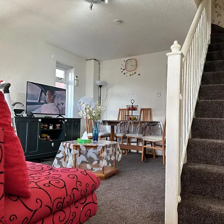 Peaceful Private With Free Parking And Wifi * Edinburg