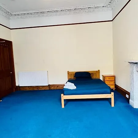 Massive 5bed 2bath Flat Available For Fringe Festival Apartamento Edimburgo