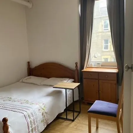 Cozy Nest * 爱丁堡