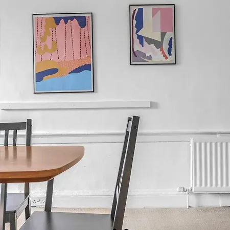 Voltaire - New Town 3br-2ba, Castle Street By Bonjour Residences * Edimburgo
