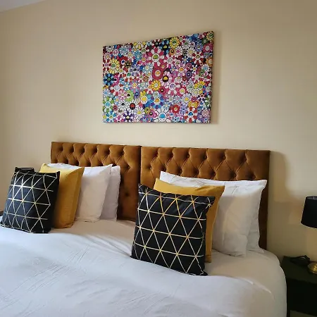 Sensational Apartments- Ferry Road * Edinburgh