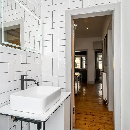 Pass The Keys Luxury Top Floor 2 Bedroom * Edimburgo