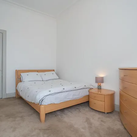 Pass The Keys Luxury Top Floor 2 Bedroom Appartamento