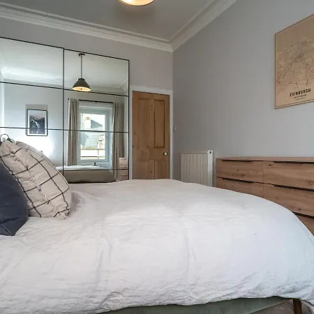 Pass The Keys Luxury Top Floor 2 Bedroom Edimburgo