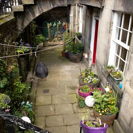 Elegant & Sunny 2bd Basement Stay, Edinburgh! Édimbourg