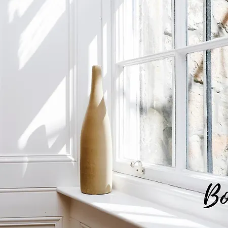Montmartre - New Town 3br-3ba Main Door - By Bonjour Residences Daire Edinburgh