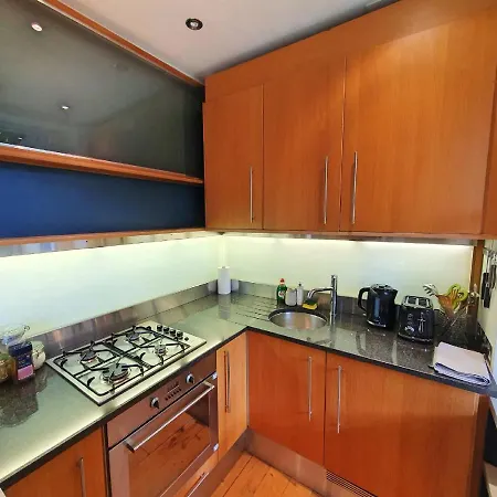 Peaceful 1-bedroom Retreat Apartment