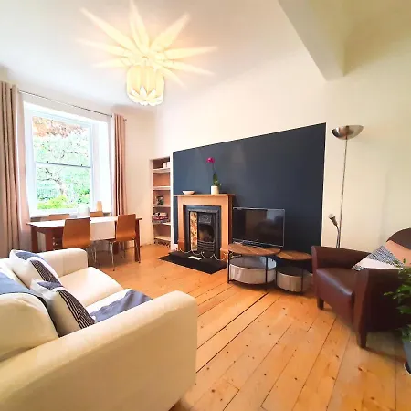 Peaceful 1-bedroom Retreat Appartamento Edimburgo