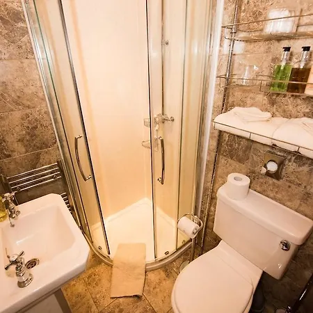 Sherwood 4*