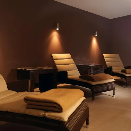 Marriott Holyrood Hotel 4*