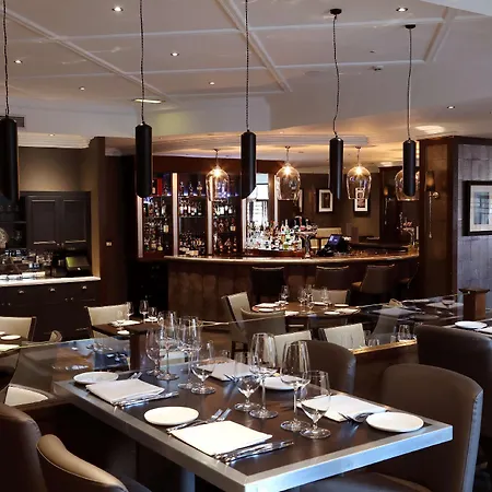 Marriott Holyrood Hotel 4*