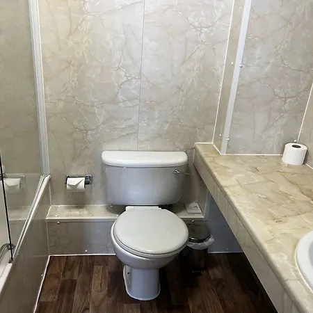 Eliza House 3*