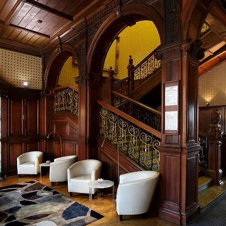 B+B Edinburgh Hotell