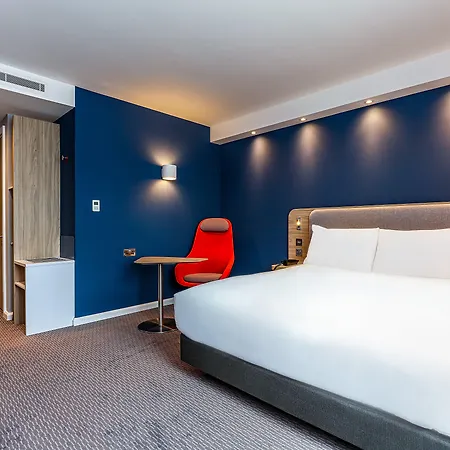 Hotell Express West By Ihg Edinburg