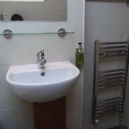 Leith House 3*