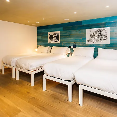 Stay Central Hotel Hotel 3*