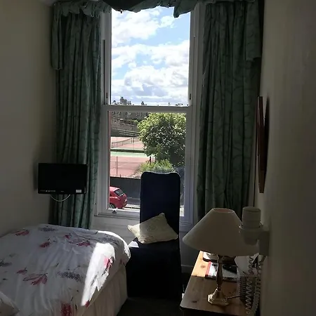 Dorstan Gasthof Edinburgh