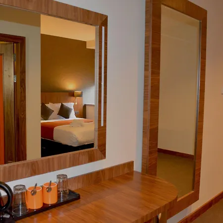 The Place 4* Edimburgo