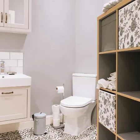 Spacious & Welcoming 2bd Flat - Apartment Edinburgh