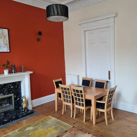 3 Double-bed Georgian In Prime Location Lägenhet Edinburg