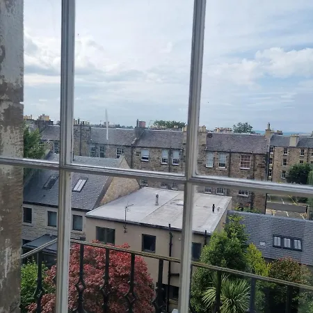 3 Double-bed Georgian In Prime Location * Edinburgh