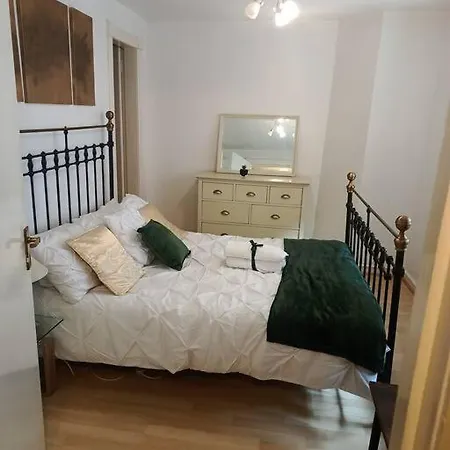 Apartment Unique 3 Bedroom Entire House Near Royal Mile *