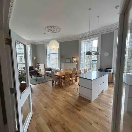 Apartment Timber Bush Edinburgh