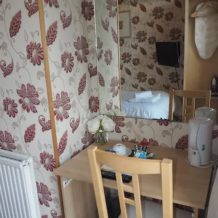 City Guest House Maison d'hôtes 3*