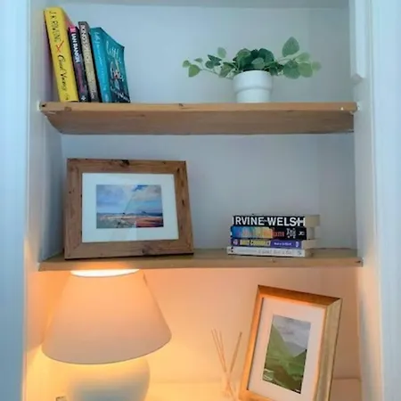 Charming & Cosy 1bd Flat - *
