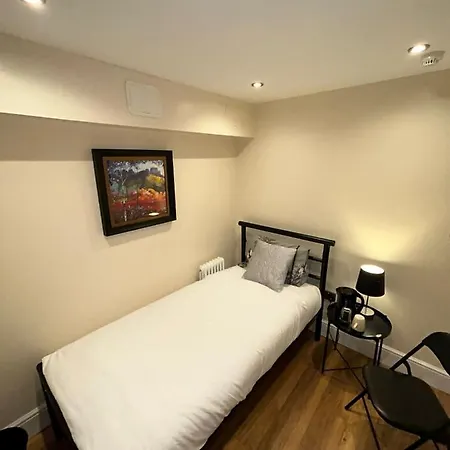 Cosy Single Edinburgh