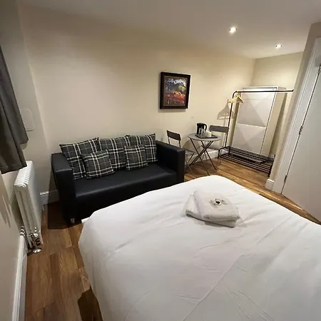 Modern Double With Sofa *