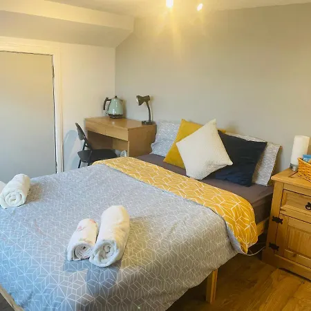 Cosy Loft In Morningside, Séjour chez l'habitant