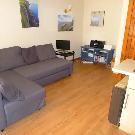 Apartment 1 Bedroom Flat In Historic Cooperage Leith *