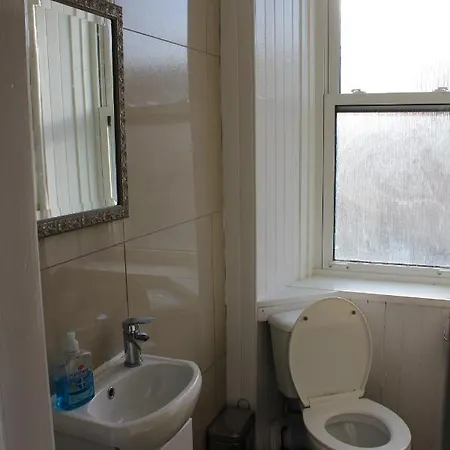One Bedroom Apt Near Fringe Festival