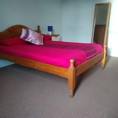 Five Bed Large Appartement *