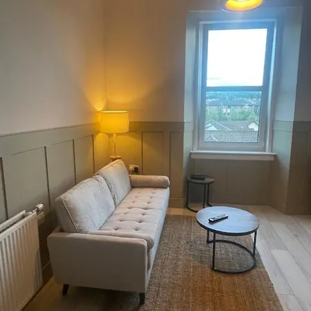 Apartment - Close To Everything!