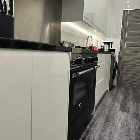 Aparthotel Thistle *