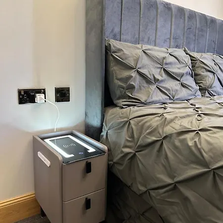 Aparthotel Thistle *