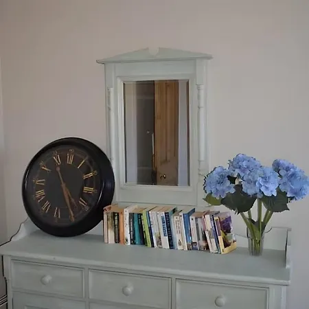 Edina Place -lovely Central One Bedroom * Эдинбург