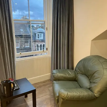 Luxury Double W/ Private Bathroom Edinburgh