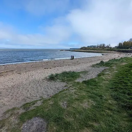 아파트 Peaceful Oasis By The Sea