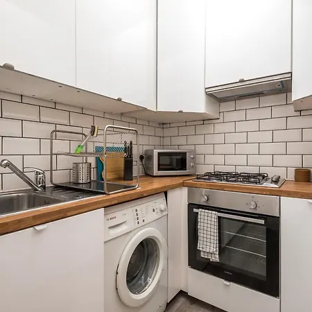 1bed, Ground Floor, Private Entrance