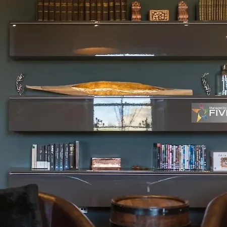 Luxury In Edinburgh's Old Town Appartamento