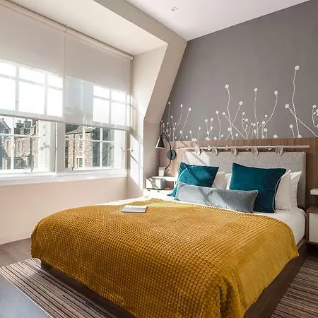 Heeton Concept Queen Street Aparthotel Edimburgo