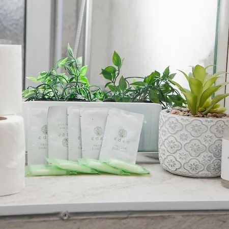 Peaceful Oasis By The Sea Apartament